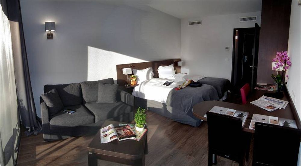 Hotel Eden Park Pau Est, Avec Piscine Ngoại thất bức ảnh