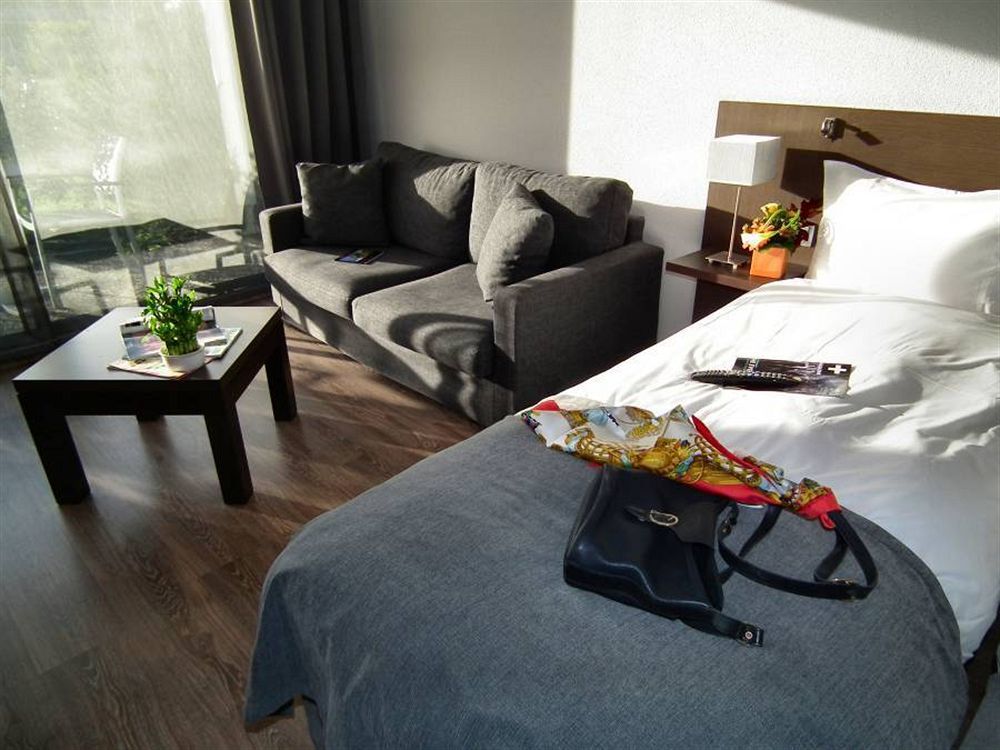 Hotel Eden Park Pau Est, Avec Piscine Ngoại thất bức ảnh
